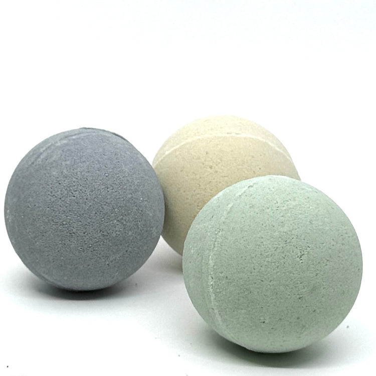 BATH BOMBS - Skin-Softening Soaks