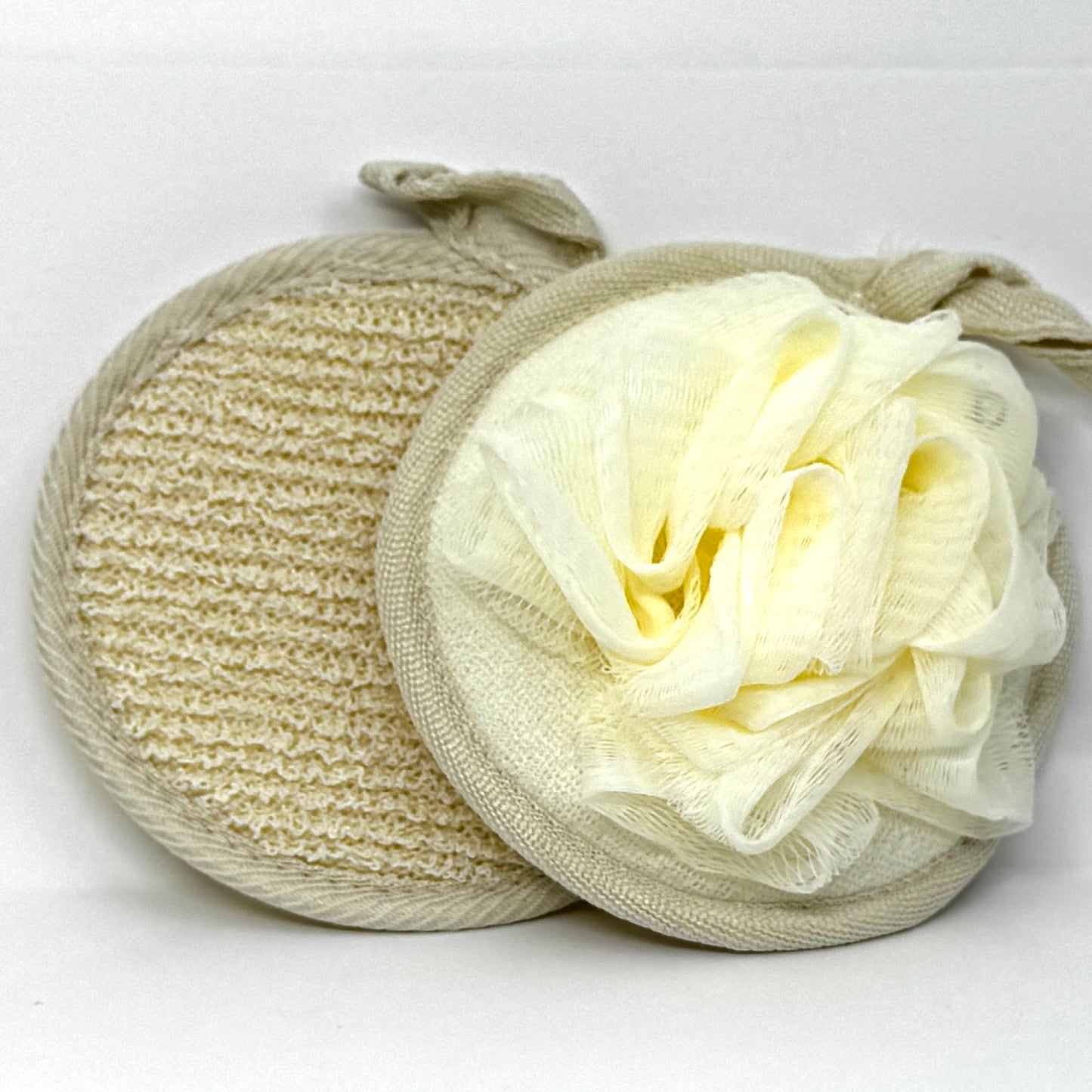 SOFT BLOOM - Collection - a full, softly layered floral experience